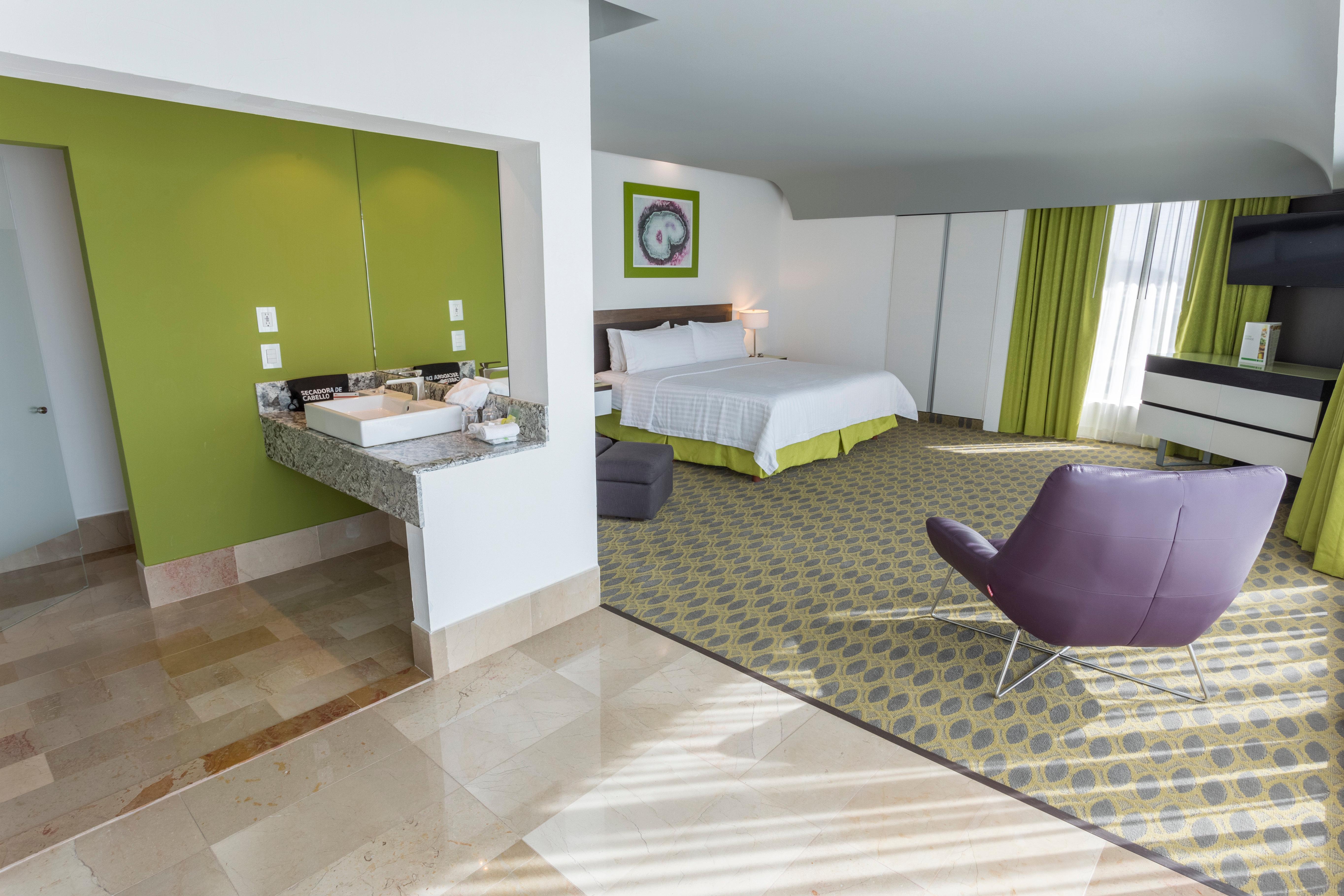 Holiday Inn Queretaro Zona Krystal By Ihg El Salitre Dış mekan fotoğraf