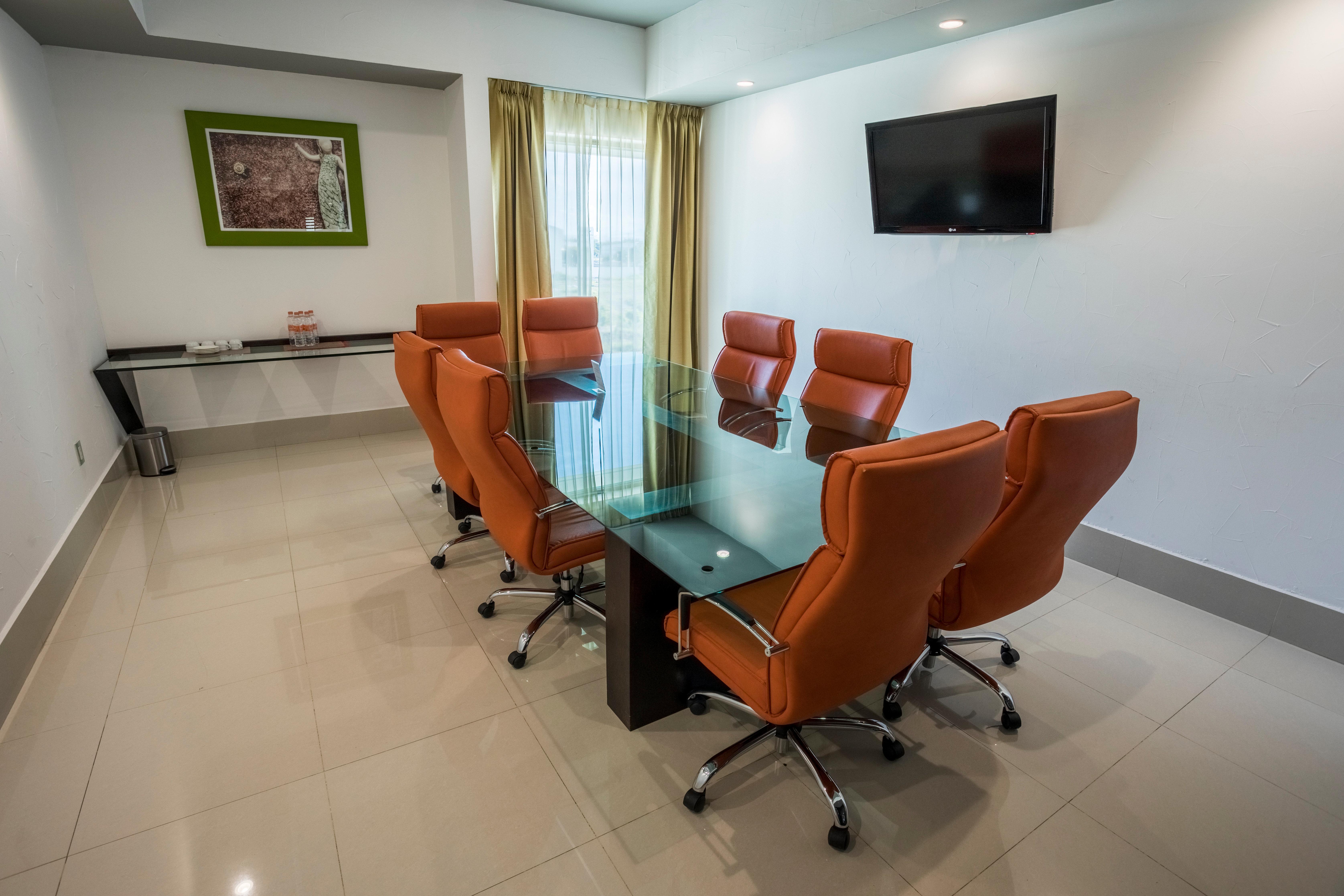 Holiday Inn Queretaro Zona Krystal By Ihg El Salitre Dış mekan fotoğraf