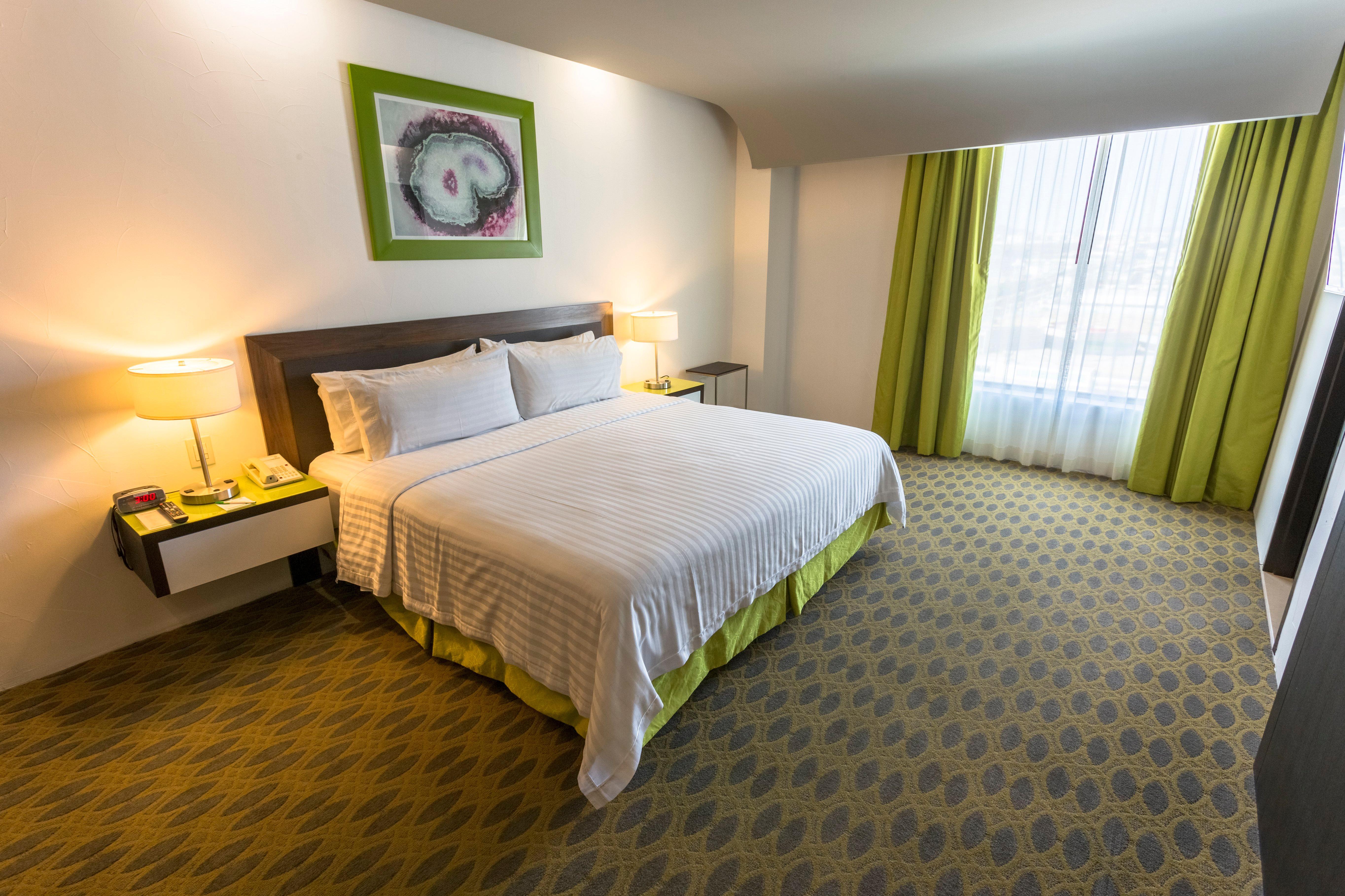 Holiday Inn Queretaro Zona Krystal By Ihg El Salitre Dış mekan fotoğraf
