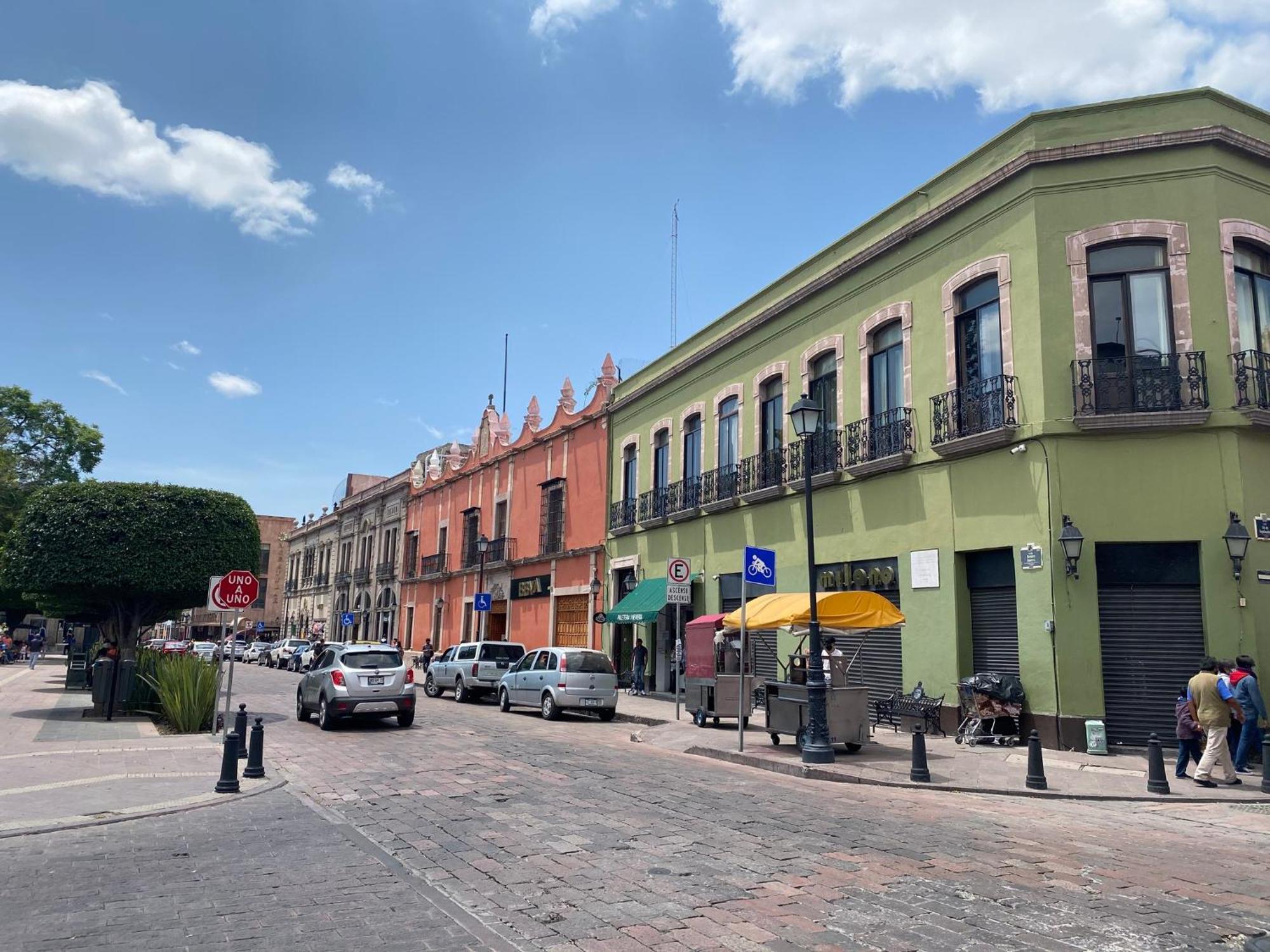 Holiday Inn Queretaro Zona Krystal By Ihg El Salitre Dış mekan fotoğraf